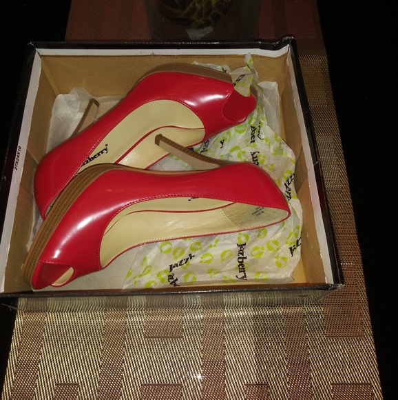 Shoes - Picture 2 of 2